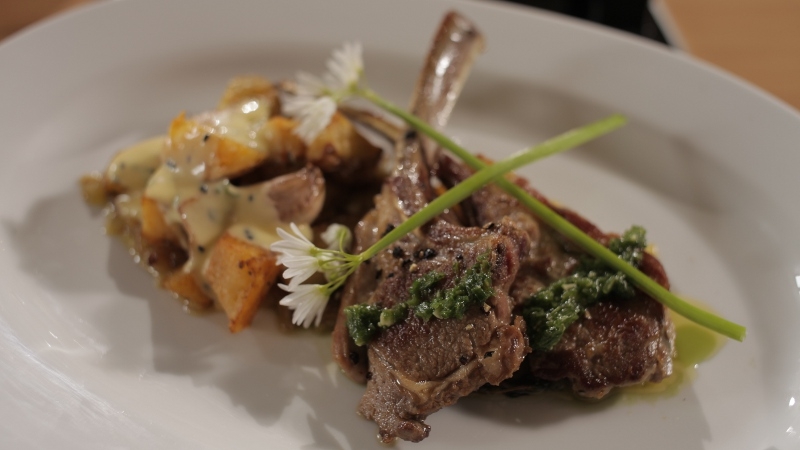 Grilled lamb chops with wild garlic pesto