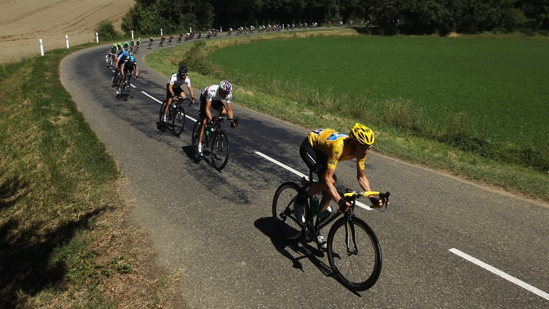 Stephen Roche believes that this year's Tour de France is Bradley Wiggins' to lose