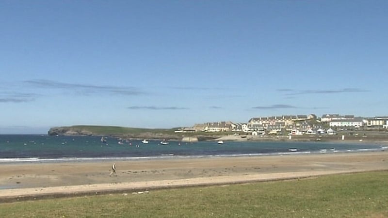 Clare County Council had prohibited swimming on three beaches after E Coli was detected in the water