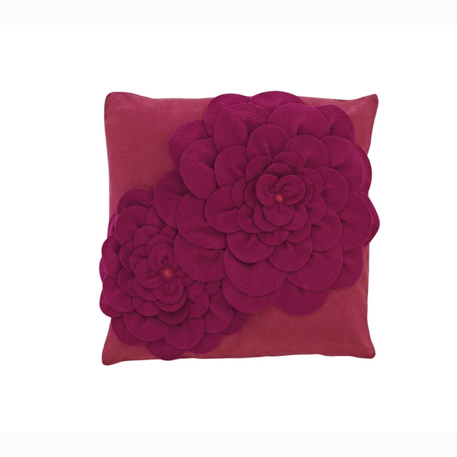 Next felt flower cushion €21