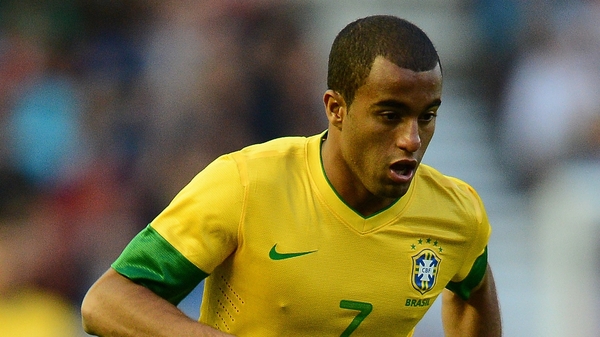 Lucas Moura remains a transfer target for Manchester United