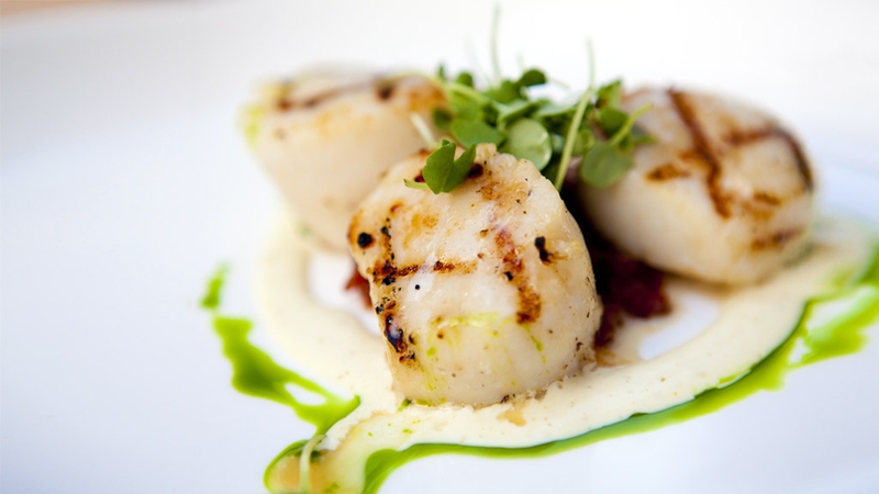 The two leaders dined on a starter of scallops (File pic)