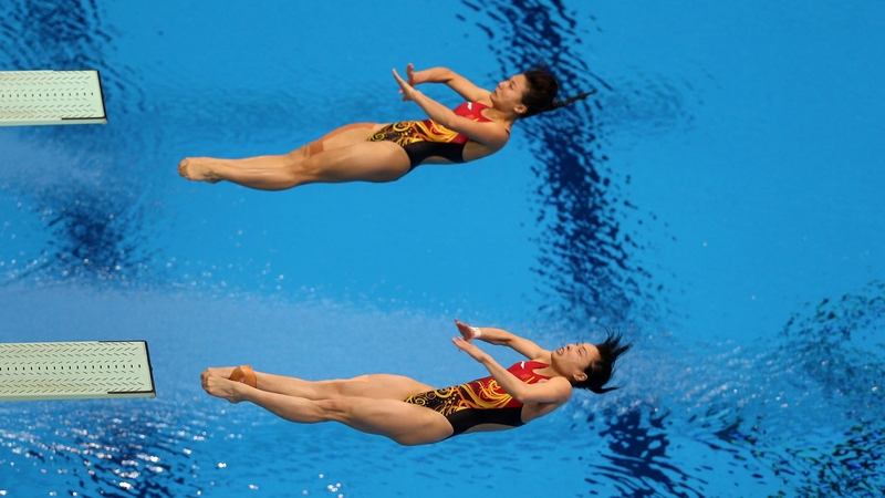 Wu Minxia and He Zi at the Aquatic Centre this afternoon