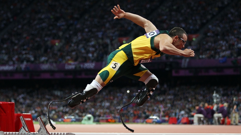 Oscar Pistorius wears carbon fibre prosthetic blades