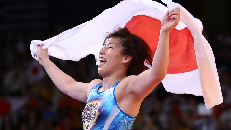 Saori Yoshida celebrates her triumph