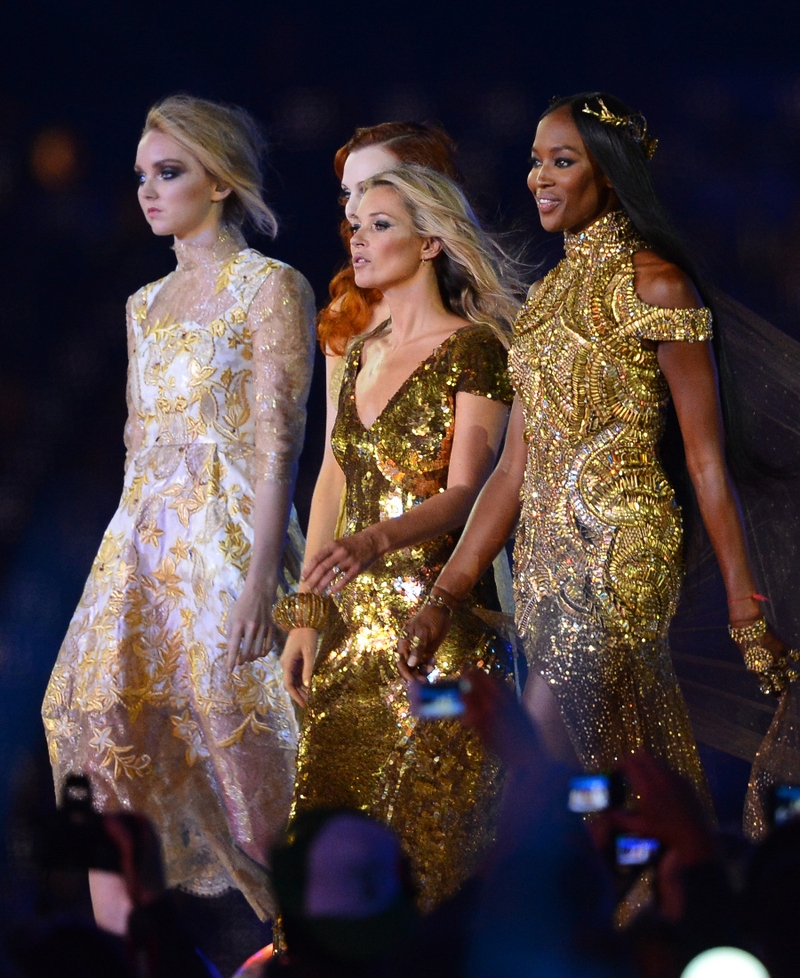 The British supermodels turn the stadium into their catwalk