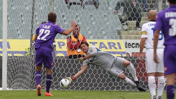 Julio Cesar has agreed a four year contract with QPR
