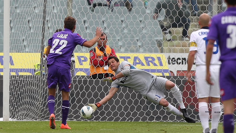 Julio Cesar has agreed a four year contract with QPR