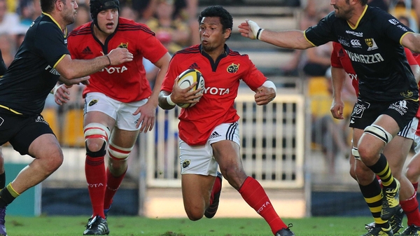 Casey Laulala in friendly action against La Rochelle