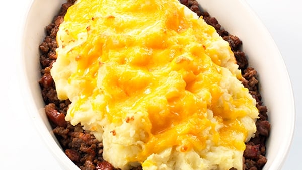Cottage Pie With Parsnip & Melted Cheddar Mash