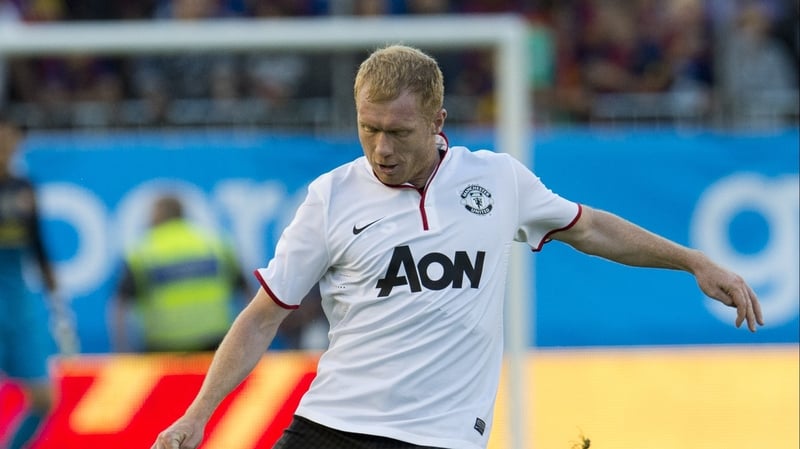 Paul Scholes is still manning the Red Devils' midfield the ripe old age of 37