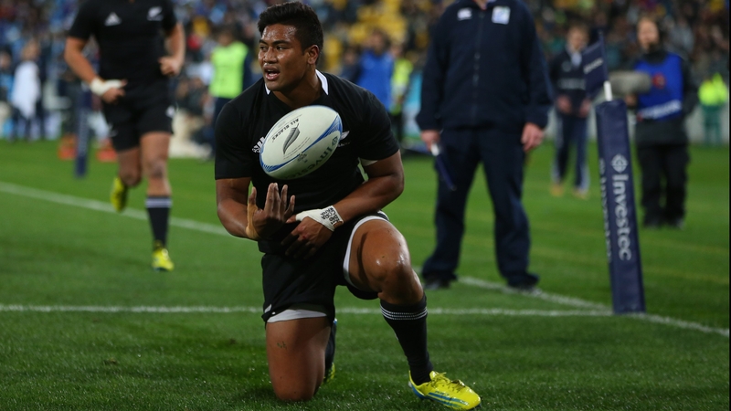 Julian Savea scored New Zealand's opening try in La Plata
