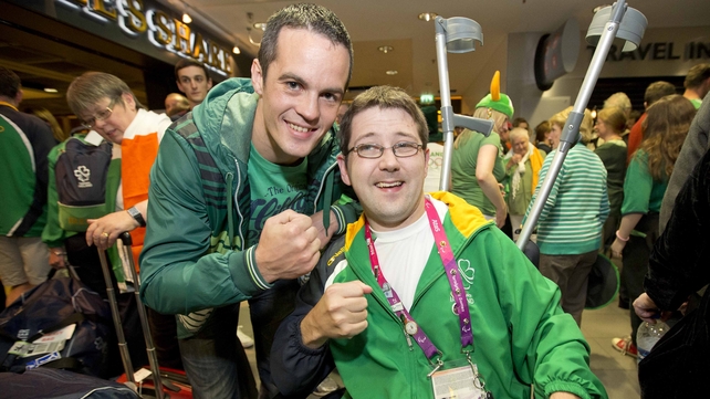 Olympic boxer Darren O'Neill with Boccia player Padraig Moran.
