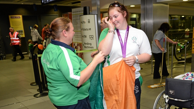 Orla Barry, who won a bronze medal in the women's discus throw F57/58, with Maria Furlong.