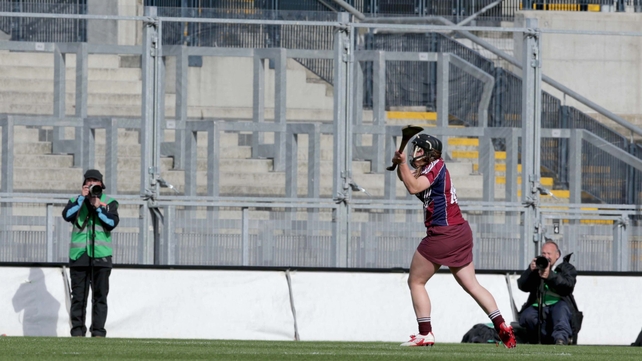 But Galway's Rachel Monaghan equalised with a late point