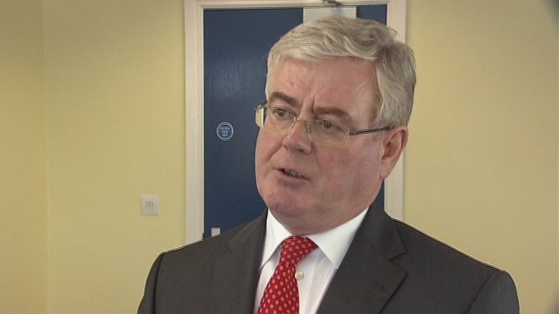 Eamon Gilmore said Budget discussions should take place at Cabinet