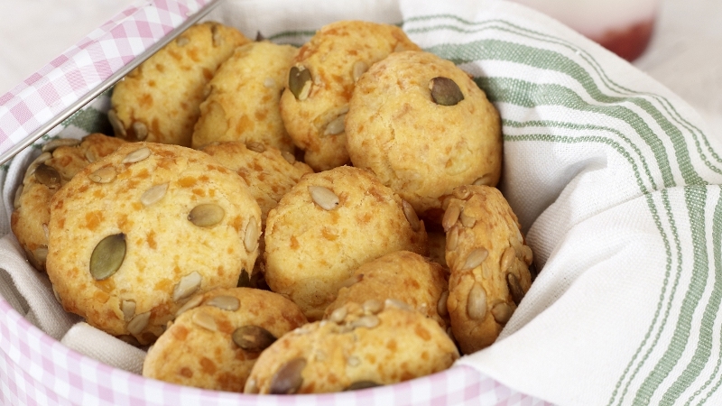Cheese and Mixed Seed Lunch Cookies