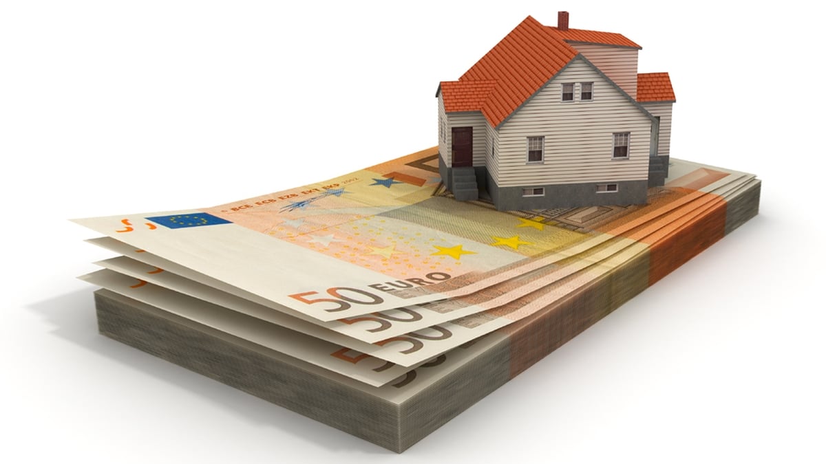 Spring economic statement and how delayed carbon tax will impact you