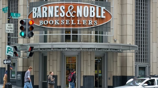 Barnes & Noble's quarterly loss bigger than had been expected