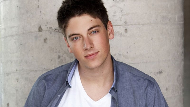 H&amp;A's Casey teases Casey stabbing plot