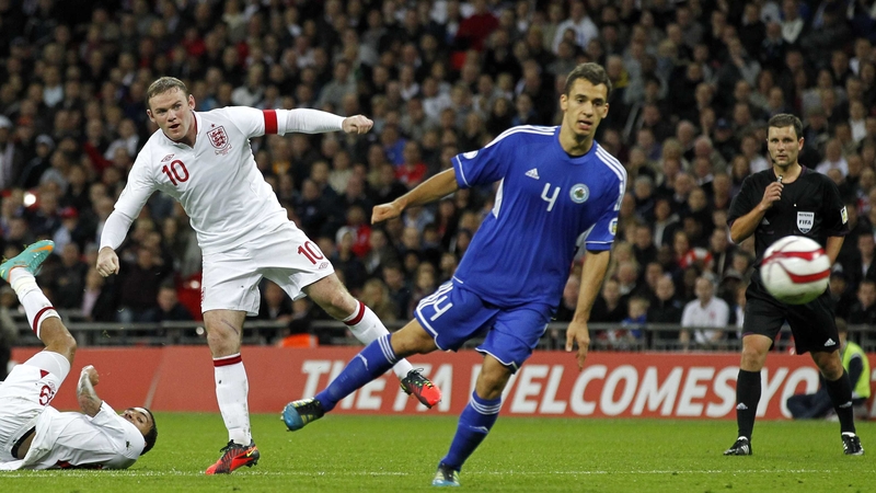 Wayne Rooney scores his second of the game
