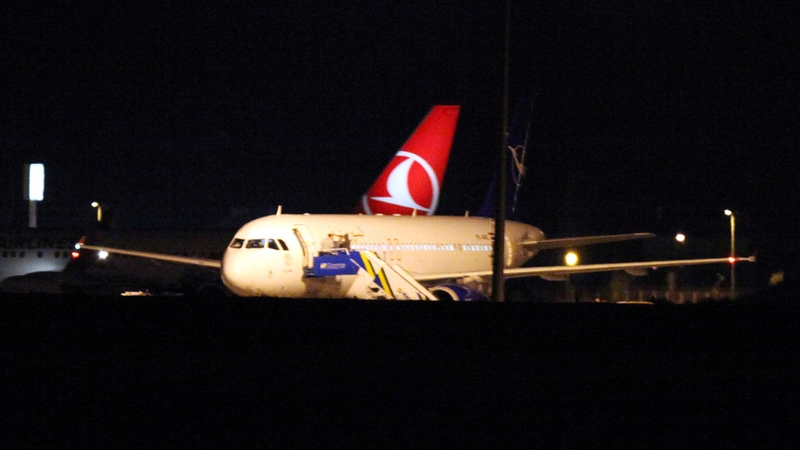 Turkey grounded a Syrian passenger plane which it claimed was carrying weapons
