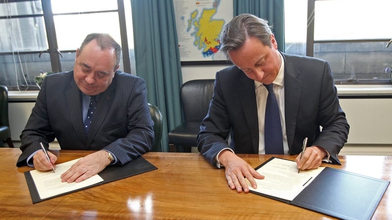 David Cameron and Alex Salmond signed the agreement in Edinburgh this afternoon