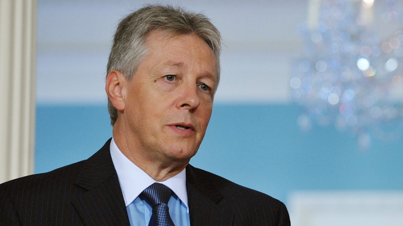 Peter Robinson said there must be no distinction between violence by loyalists and violence by dissident republicans