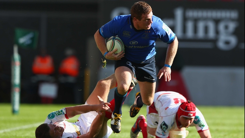 Sean Cronin rampages at the Scarlets defence