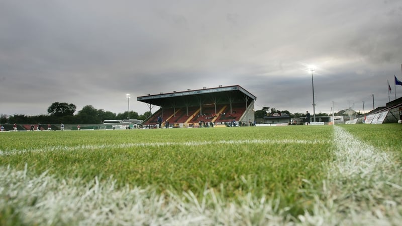 Dundalk visit Longford Town