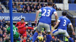 Luis Suarez' deflected shot gave Liverpool the early impetus at Goodison but the points were shared at the end