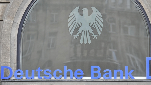 Deutsche Bank's Q4 revenues up but profits slump