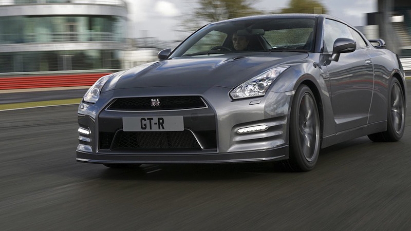 Michael Sheridan drives the Nissan GT-R at Mondello