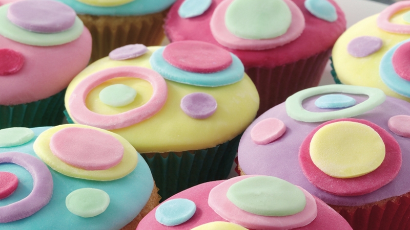 Bright & Bold Cupcakes