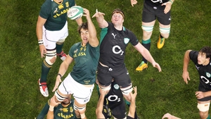 Eben Etzebeth steals the ball from an Irish lineout