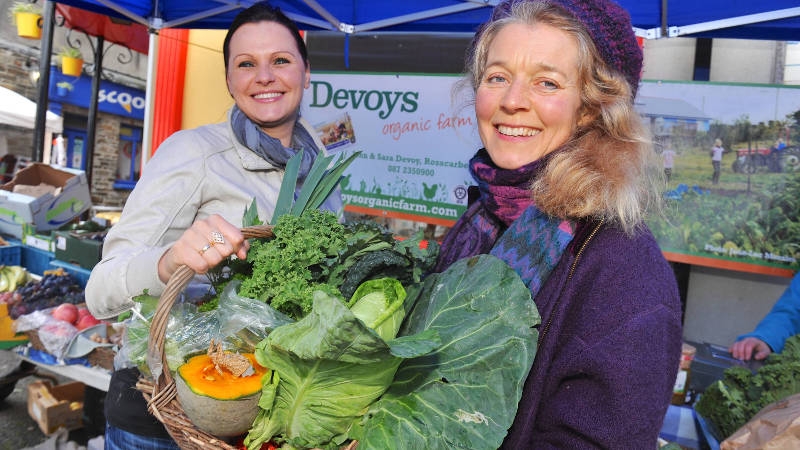 Maja Suchenka from Clonakilty with Sara Devoy from Devoys Organic Farm in Rosscarbery, West Cork pictured at Clonakilty Farmers Market, Co Cork