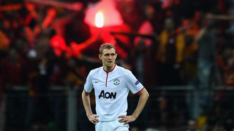 Darren Fletcher shows his disappointment after Burak Yilmaz's goal