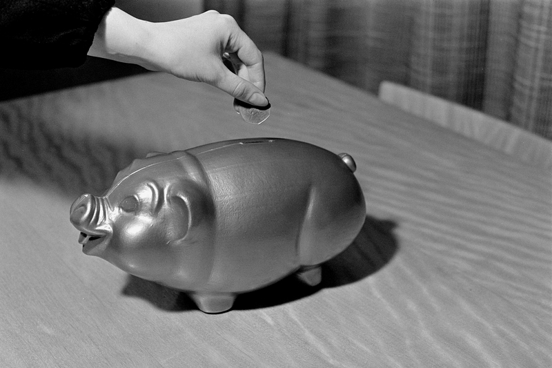 Get back on the financial track before Christmas