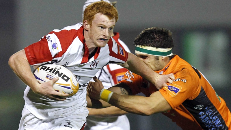 Peter Nelson holds off Marco Filippucci