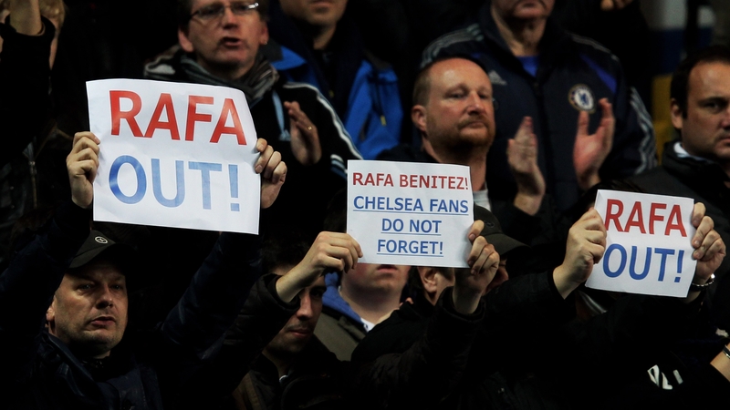 Chelsea fans remain opposed to Rafa Benitez