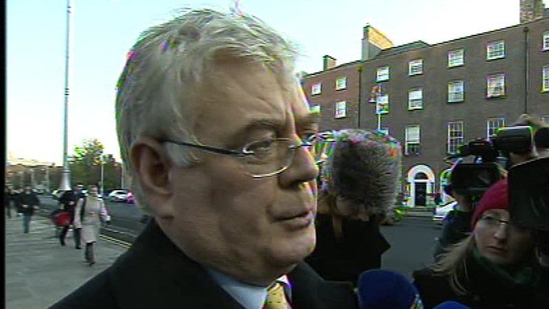 Eamon Gilmore said Labour members would see the job through