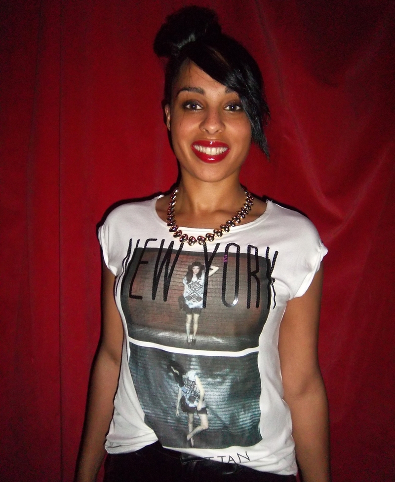 We go ghetto fabulous as we steal Rihanna’s style