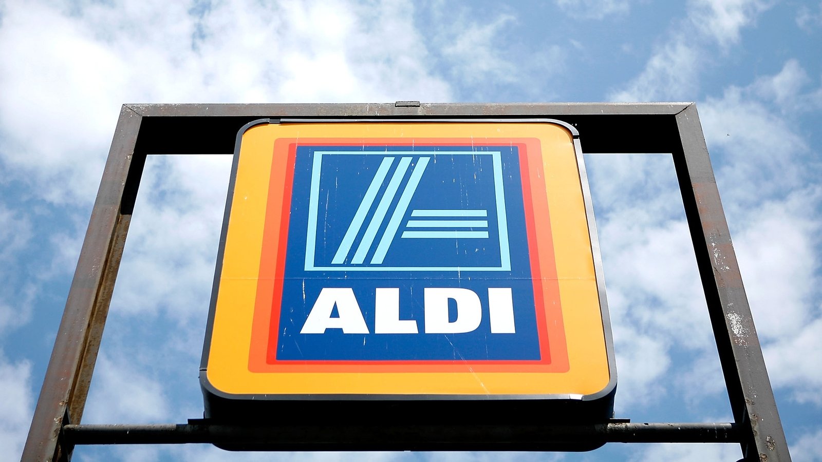 Aldi Ireland announces 2% pay rise for hourly paid staff