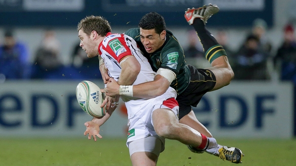 Ulster's Darren Cave is tackled by George Pisi