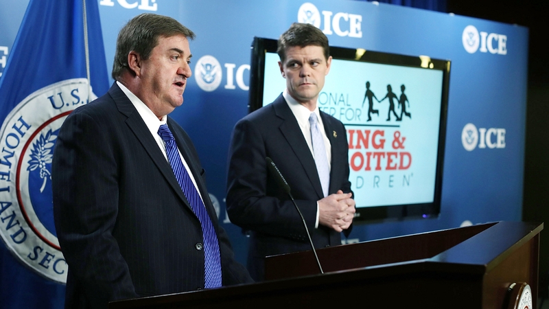 The Department of Homeland Security would be tasked with developing plans to stop nearly all illegal border crossings