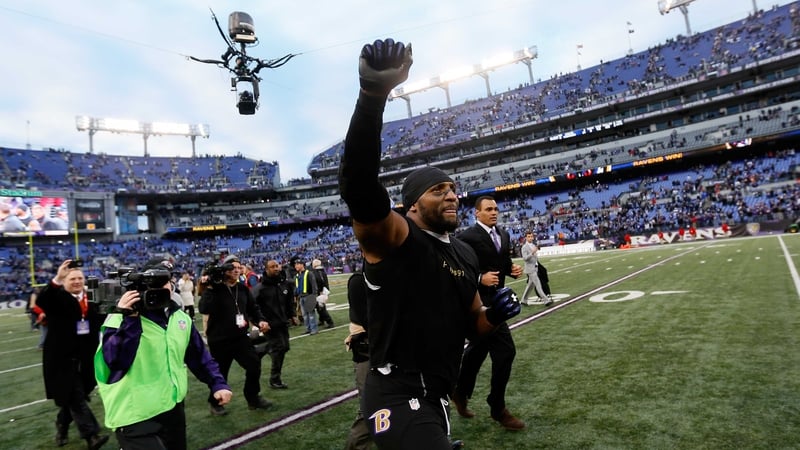 The Baltimore Ravens advanced at the expense of the Indianapolis Colts in legendary linebacker Ray Lewis’ final season in the NFL