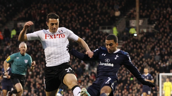 Stephen Kelly has been drafted in to the Reading squad to shore up a leaky defence