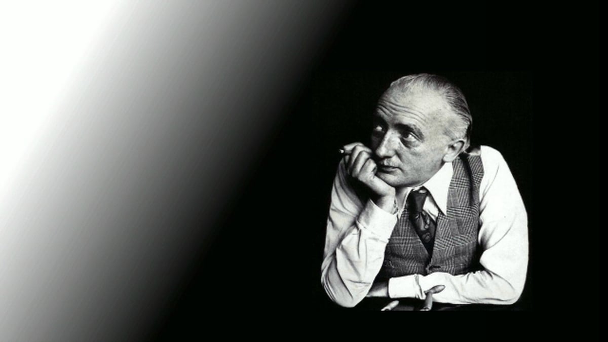 Seán Ó'Riada (Life in Coolea)