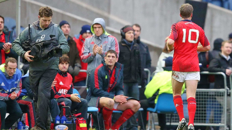 O'Gara was substituted shortly after the incident with Cox