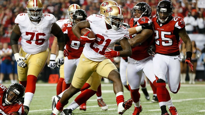 Frank Gore scores a five-yard rushing touchdown for San Francisco